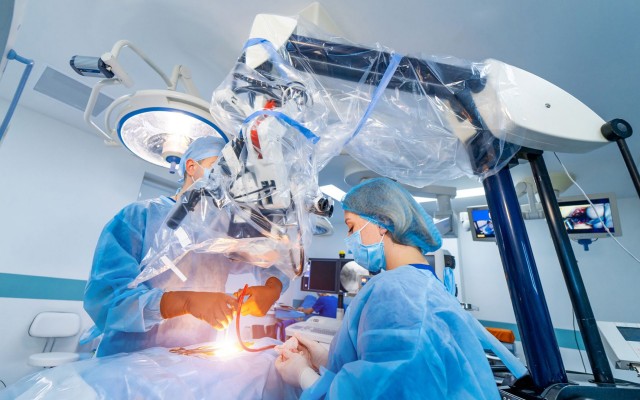 В Беларуси онкологические операции будут выполнять с помощью робототехники