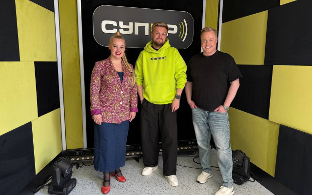 Евгений Ермолкович и YULI KORA в эфире «Супер FM»